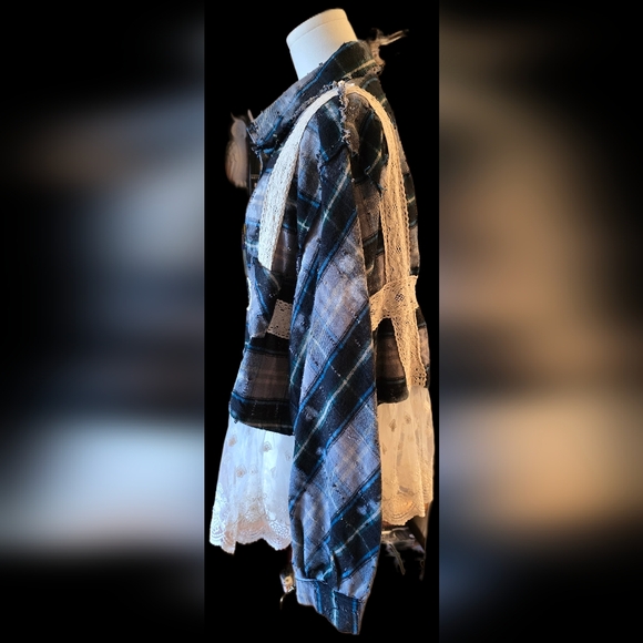 POL Black and Gray Plaid Jacket - Picture 4 of 7